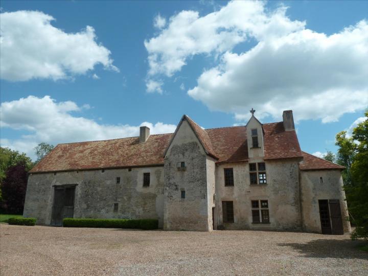 Châteaux , Manoirs, Prieuré